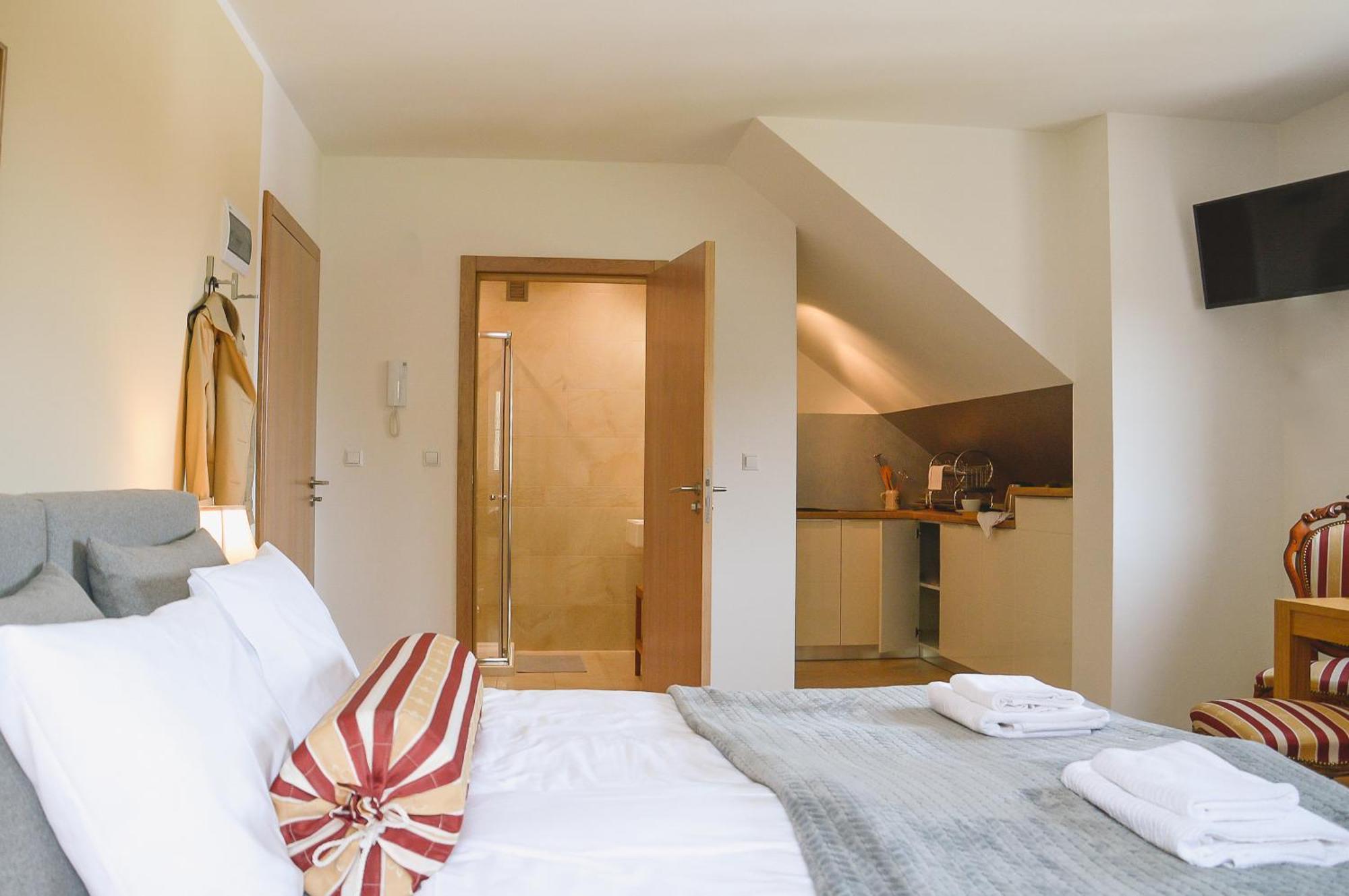 Apartamenty Agroturystyczne Papiernia Niedzwiedz Ngoại thất bức ảnh