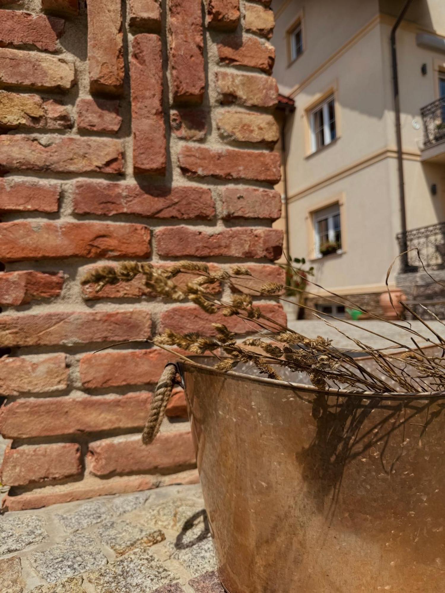 Apartamenty Agroturystyczne Papiernia Niedzwiedz Ngoại thất bức ảnh