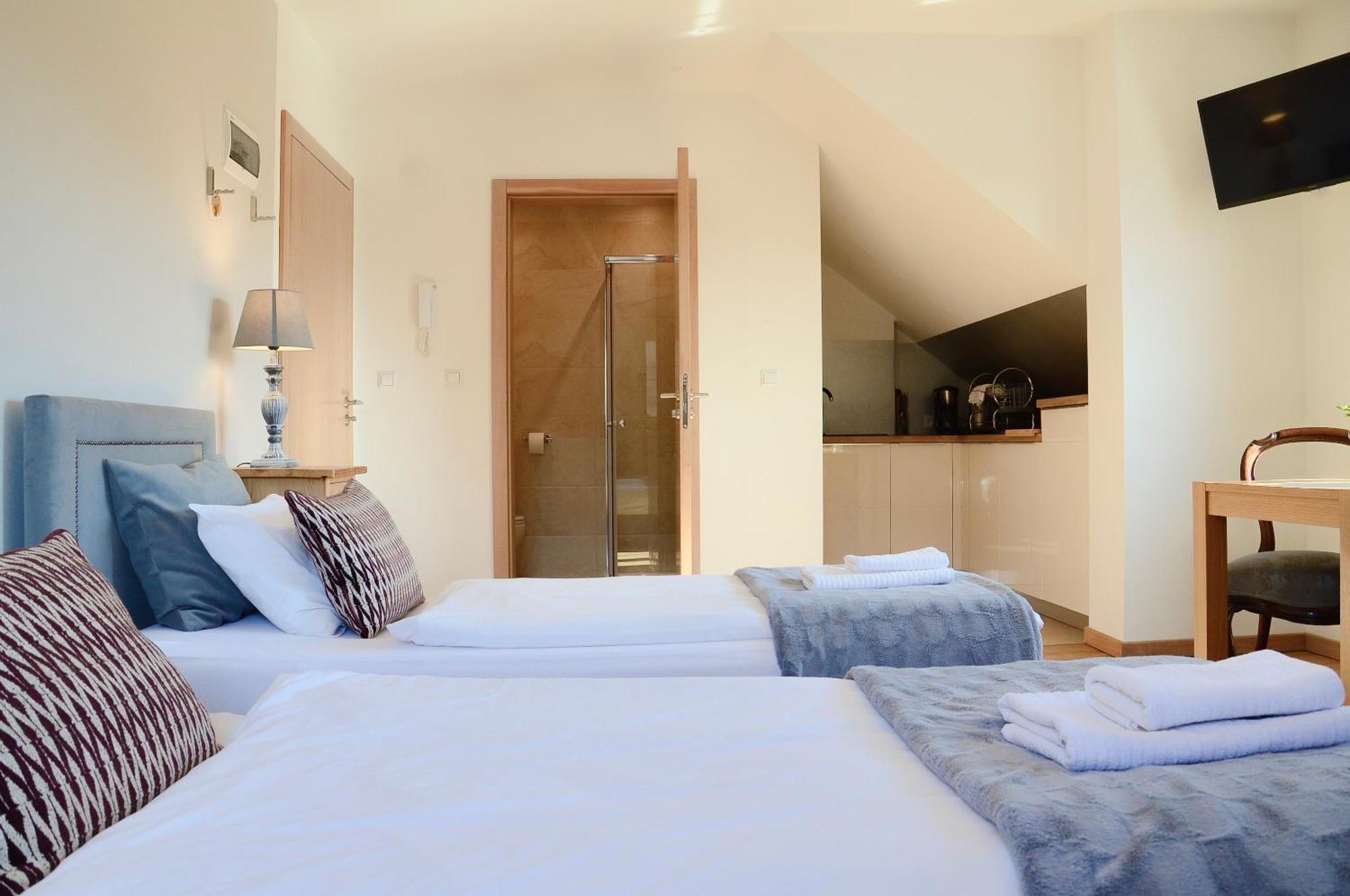 Apartamenty Agroturystyczne Papiernia Niedzwiedz Ngoại thất bức ảnh